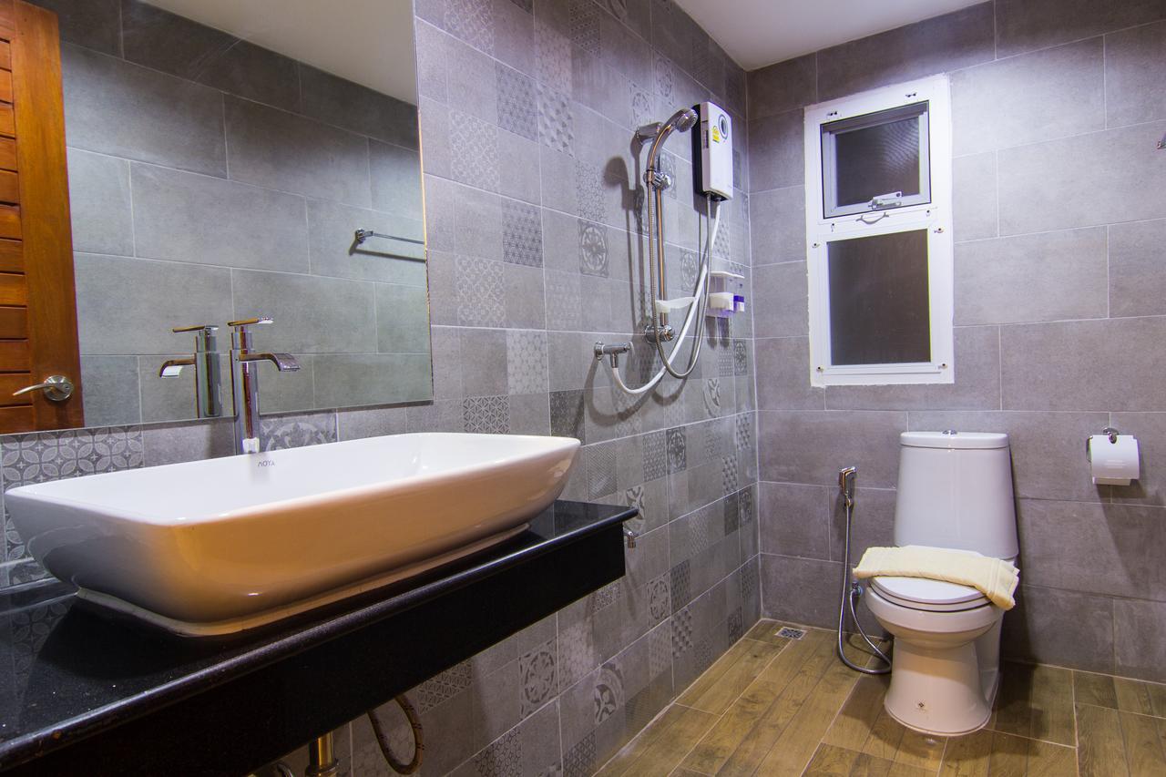 Suan Dok Gate Guesthouse Chiang Mai Ngoại thất bức ảnh