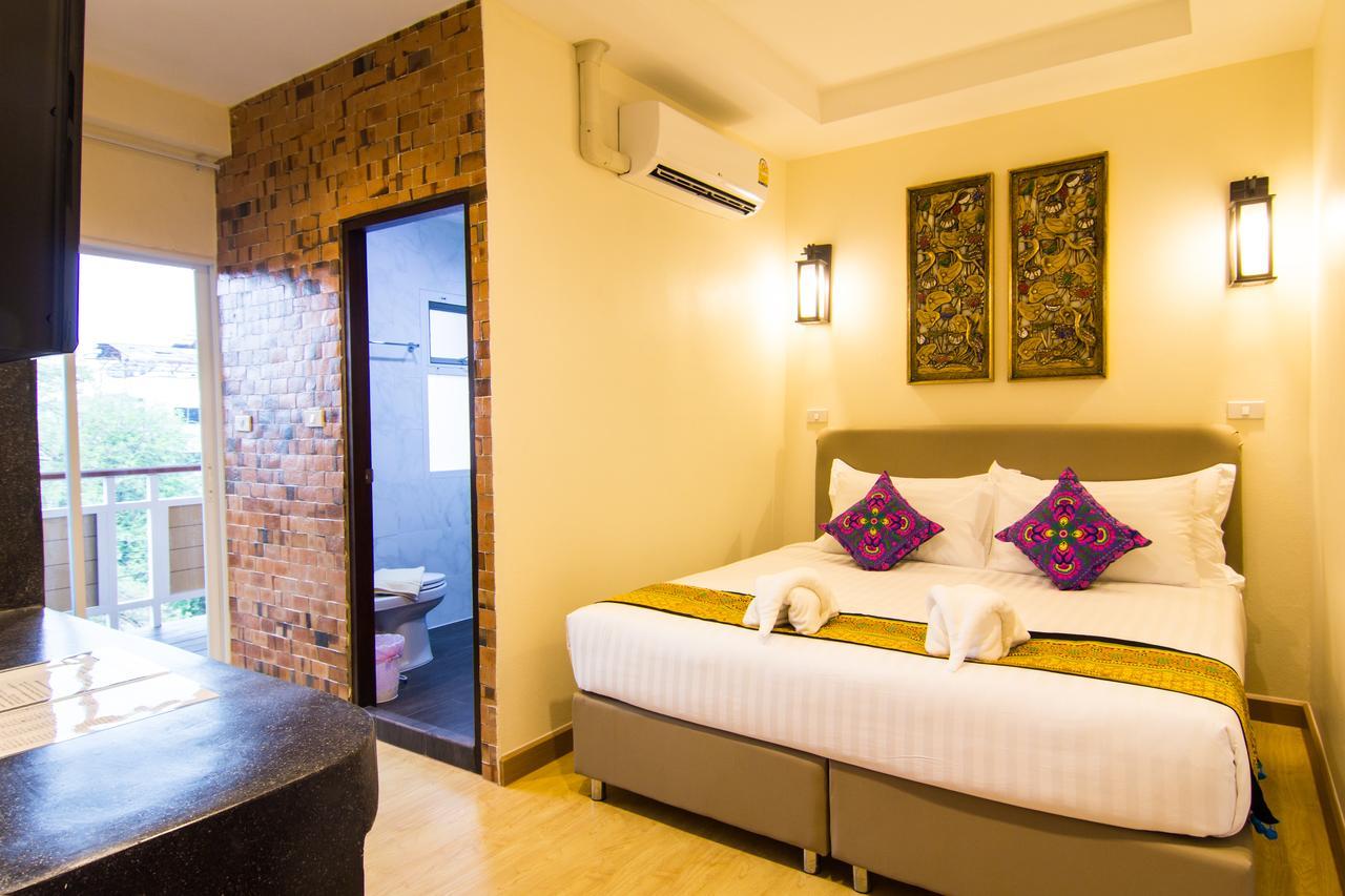 Suan Dok Gate Guesthouse Chiang Mai Ngoại thất bức ảnh