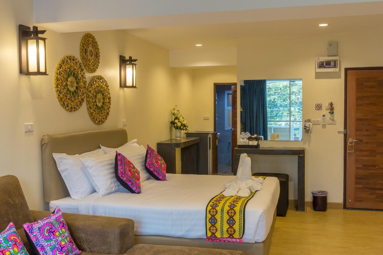 Suan Dok Gate Guesthouse Chiang Mai Ngoại thất bức ảnh