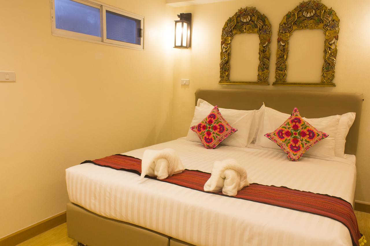 Suan Dok Gate Guesthouse Chiang Mai Ngoại thất bức ảnh