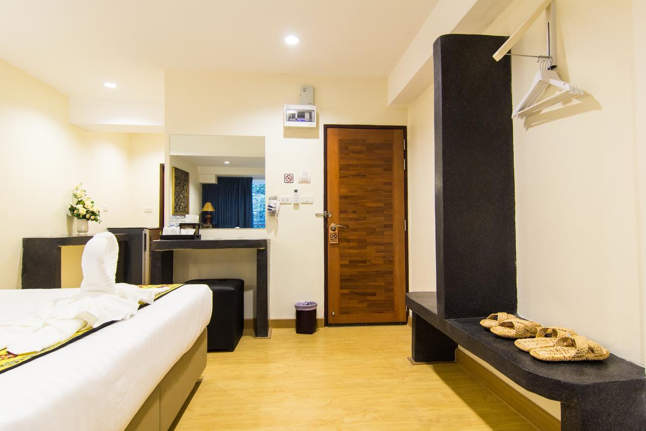 Suan Dok Gate Guesthouse Chiang Mai Ngoại thất bức ảnh