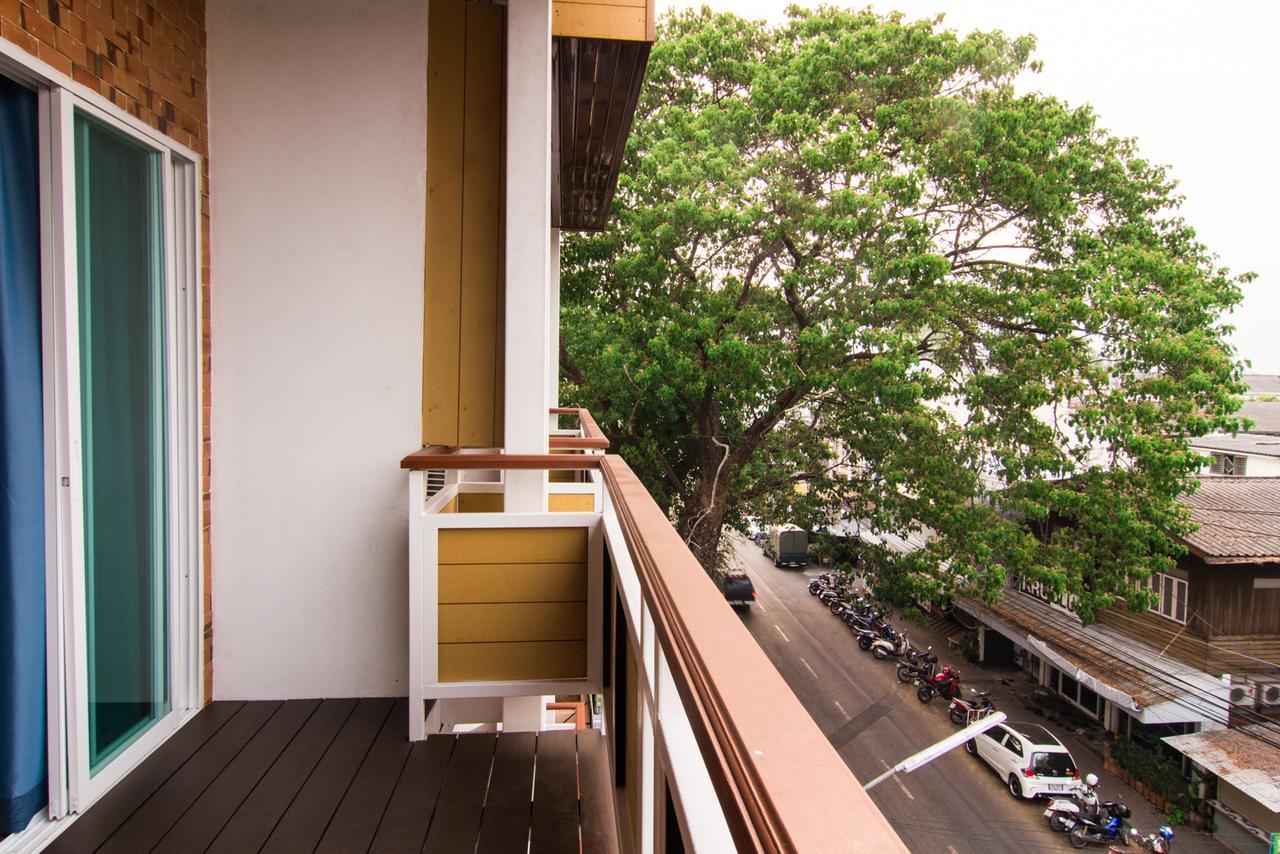 Suan Dok Gate Guesthouse Chiang Mai Ngoại thất bức ảnh